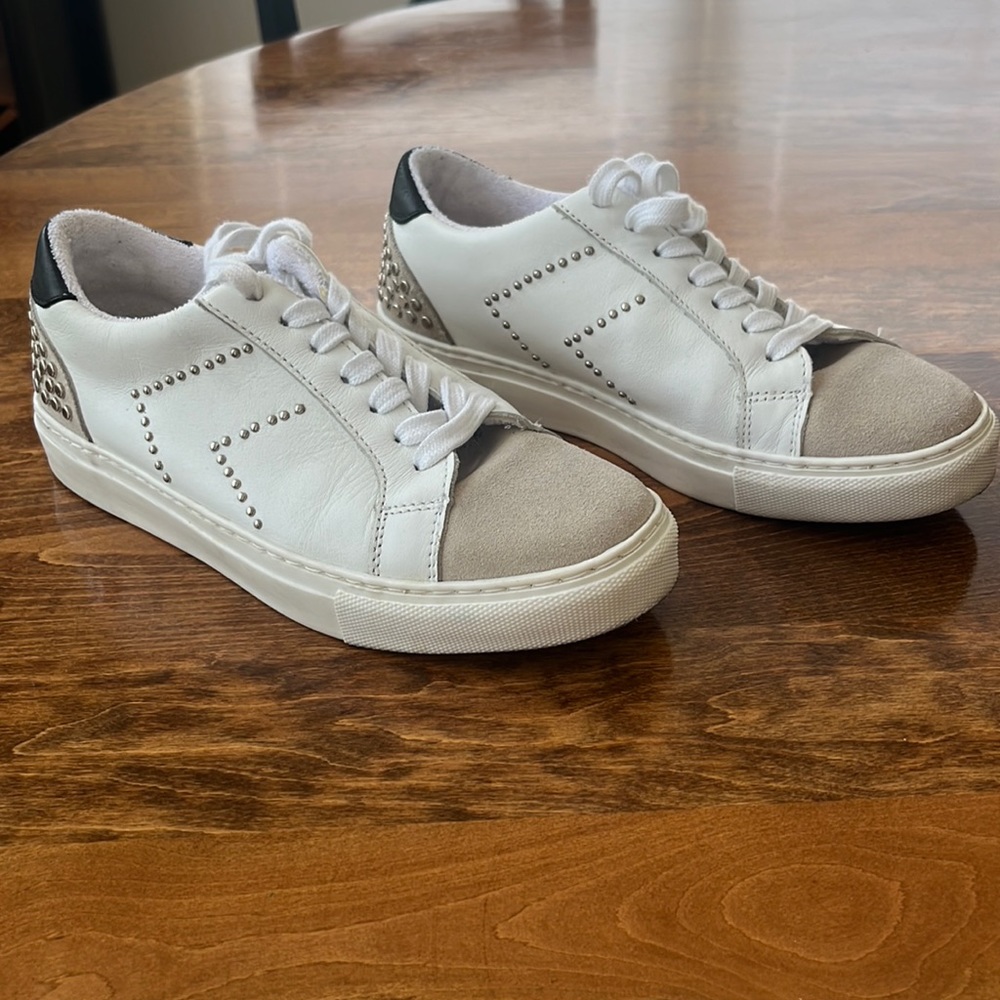 Barley Worn Steven High Fashion Tennis Shoes
